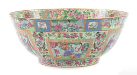 Chinese Export Rose Mandarin porcelain bowl