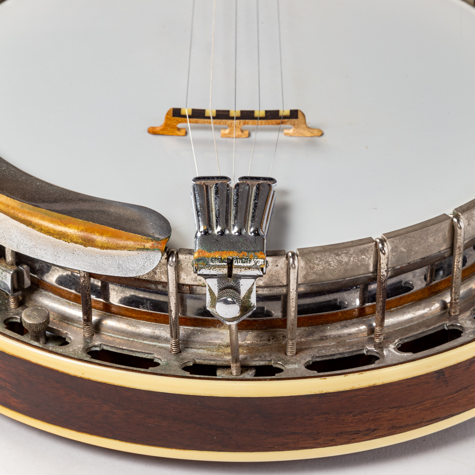 1930 Gibson Mastertone RB-4 Lower Body